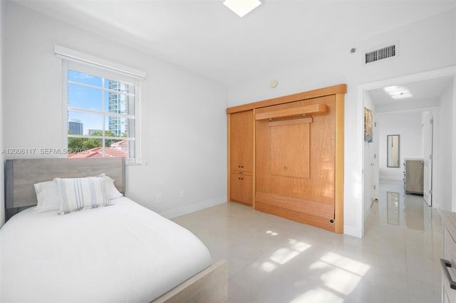 3255 NE 184th St 12410, Aventura, FL 33160