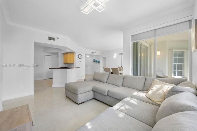 3255 NE 184th St 12410, Aventura, FL 33160