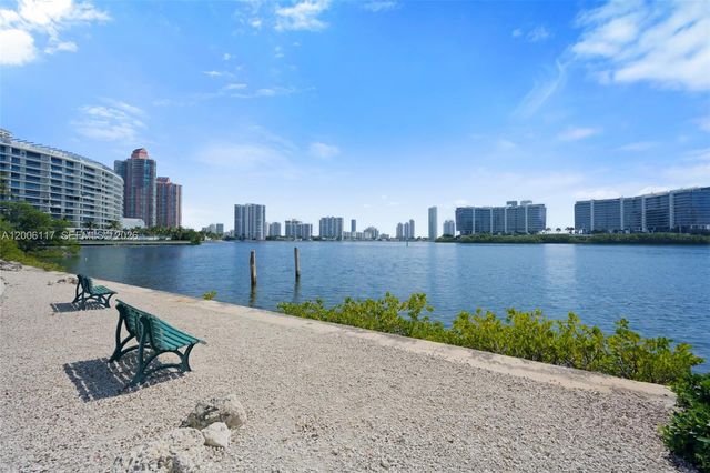 3255 NE 184th St 12410, Aventura, FL 33160