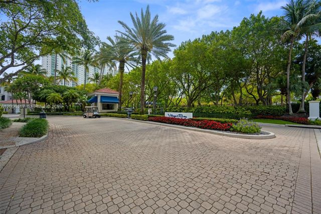 3255 NE 184th St 12410, Aventura, FL 33160