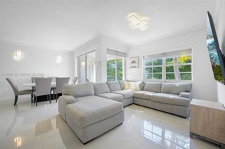 3255 NE 184th St 12410, Aventura, FL 33160