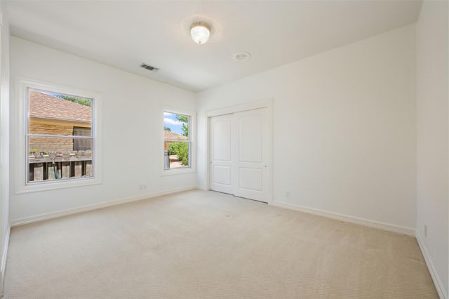 909 Porpoise ST, Austin, TX 78734