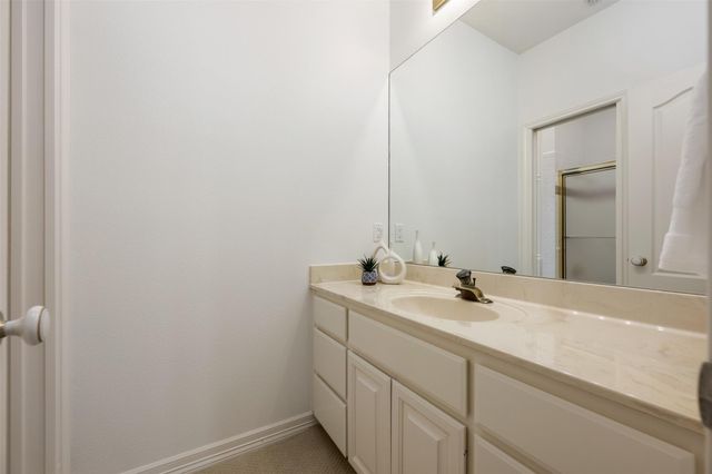 909 Porpoise ST, Austin, TX 78734