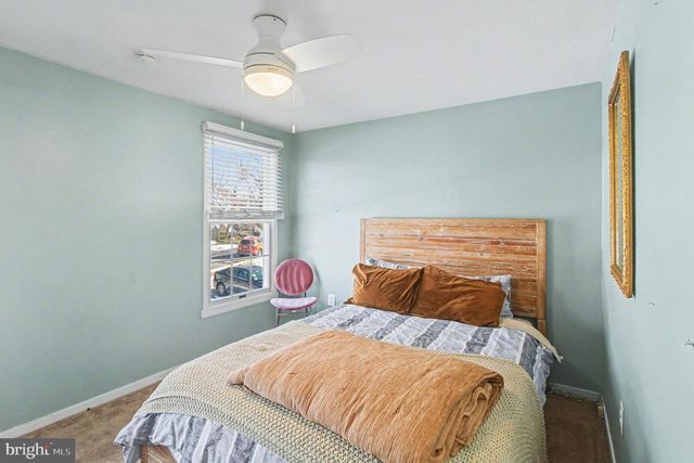 24 BERKLEY RD, Broomall, PA 19008