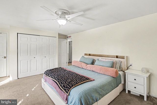 24 BERKLEY RD, Broomall, PA 19008