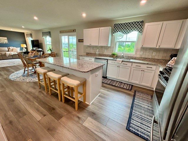 317 Arden Dr, Lancaster Twp, PA 16037