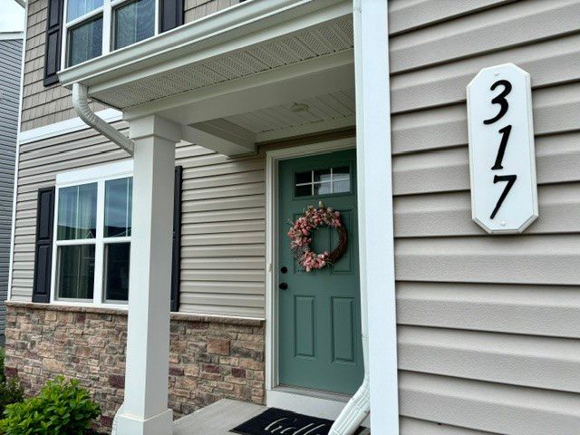 317 Arden Dr, Lancaster Twp, PA 16037