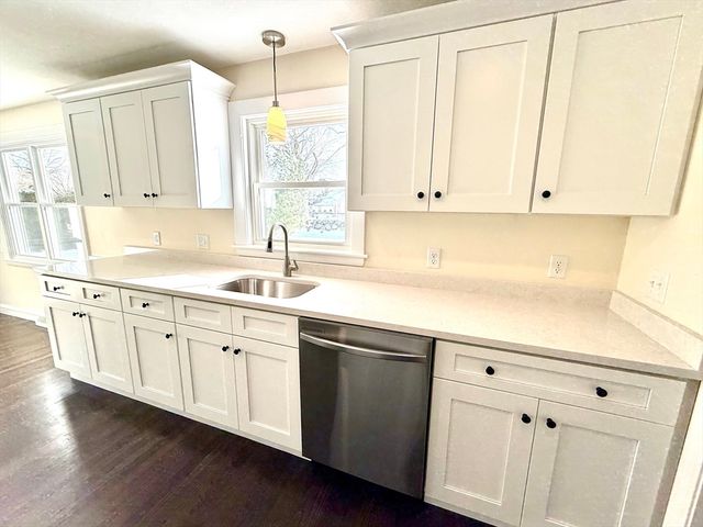 30 Alroy Road, Weymouth, MA 02190