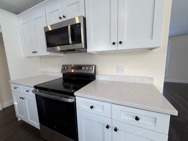 30 Alroy Road, Weymouth, MA 02190