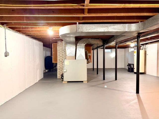 30 Alroy Road, Weymouth, MA 02190