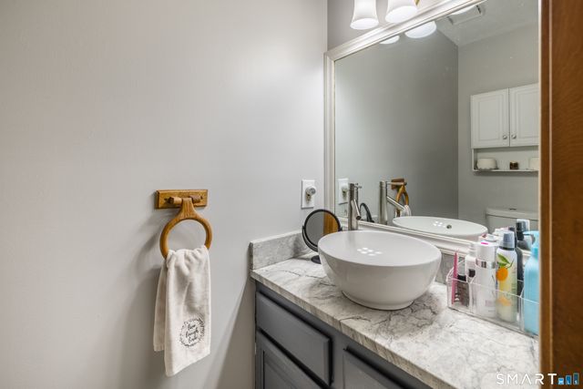 91 Ford Street, Ansonia, CT 06401