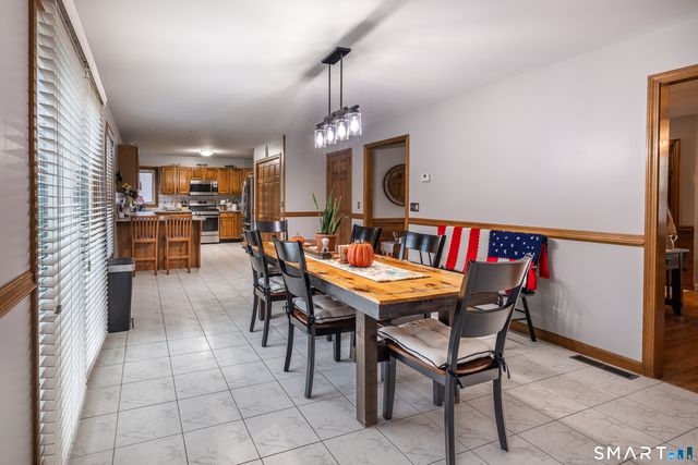 91 Ford Street, Ansonia, CT 06401