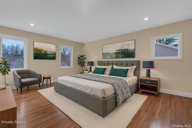 2 Pickwood Lane, Great Neck, NY 11024