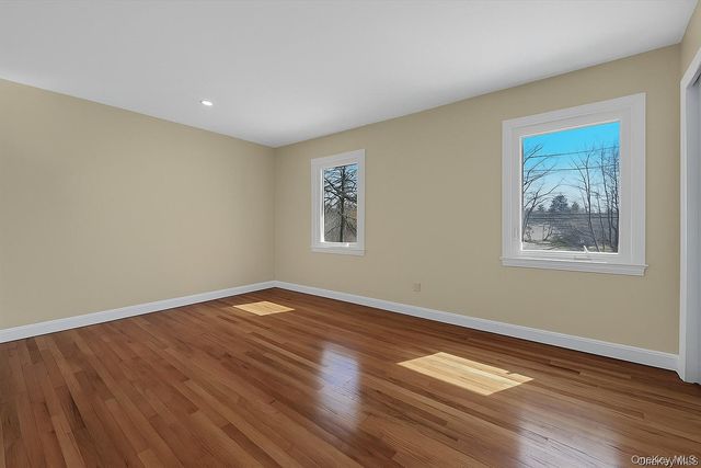 2 Pickwood Lane, Great Neck, NY 11024