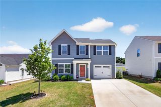 2034 Evanston Drive, Wellford, SC 29385