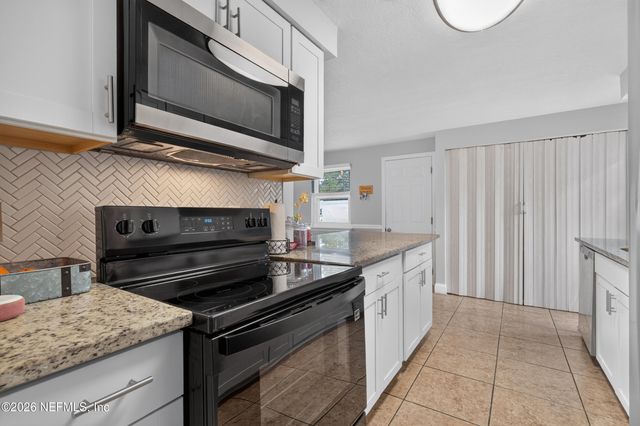 11622 WHITE HORSE RD Road, Jacksonville, FL 32246