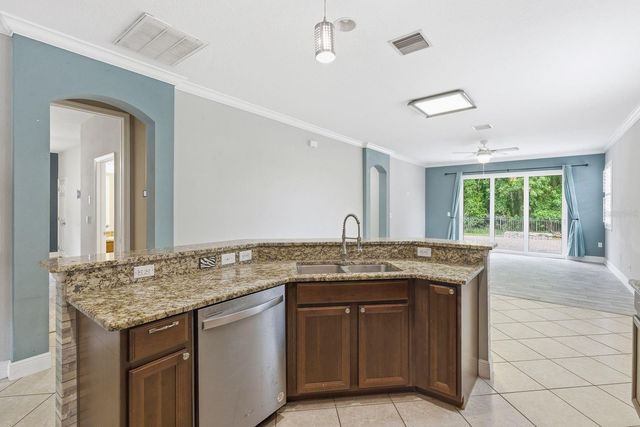 5643 WHITE TRILLIUM LOOP, Land O Lakes, FL 34639
