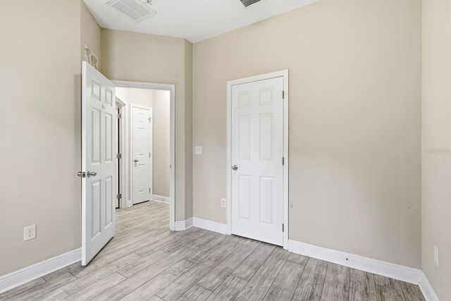 5643 WHITE TRILLIUM LOOP, Land O Lakes, FL 34639
