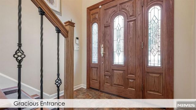 6-20 John Street, Fair Lawn, NJ 07410