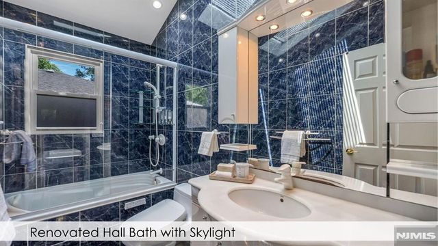 6-20 John Street, Fair Lawn, NJ 07410