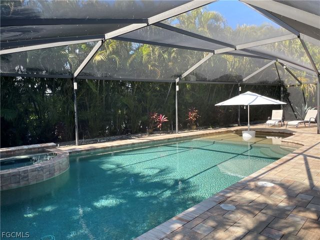 2806 SE 22nd PL, Cape Coral, FL 33904