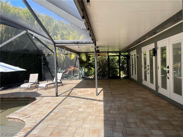 2806 SE 22nd PL, Cape Coral, FL 33904