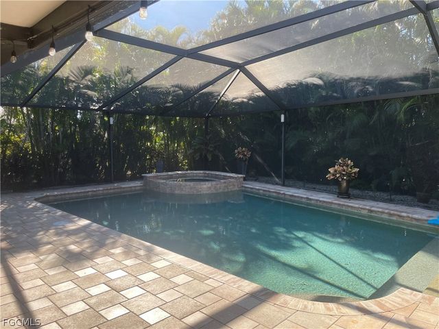 2806 SE 22nd PL, Cape Coral, FL 33904