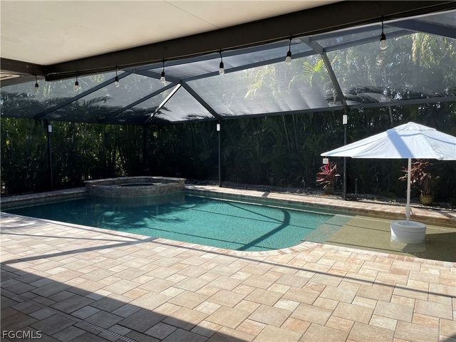 2806 SE 22nd PL, Cape Coral, FL 33904