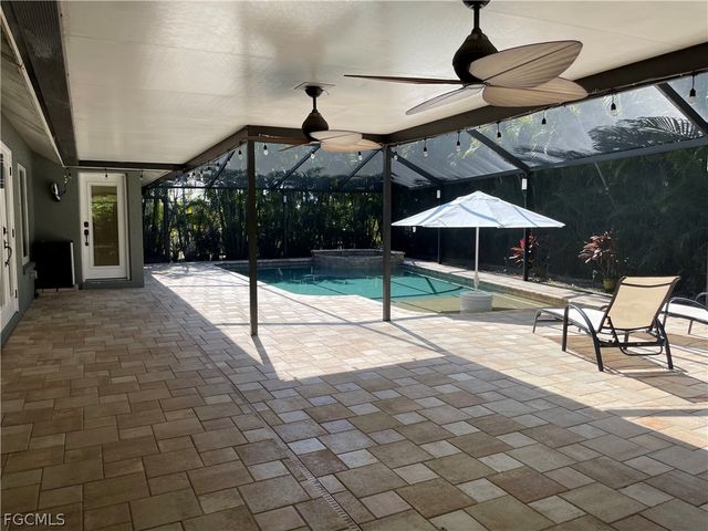 2806 SE 22nd PL, Cape Coral, FL 33904