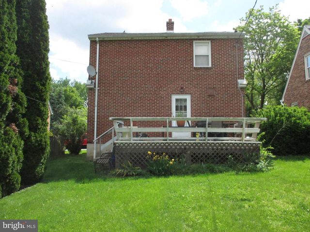 988 MIDLAND AVE, York, PA 17403