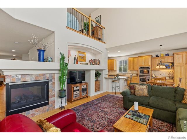 122 Peregrine Lane, Lyons, CO 80540