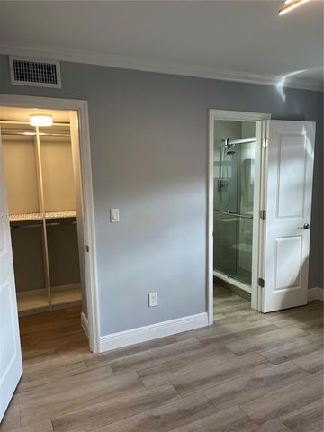 8650 SW 67th ave 1028, Miami, FL 33156