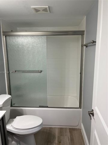 8650 SW 67th ave 1028, Miami, FL 33156