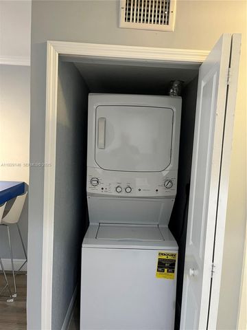 8650 SW 67th ave 1028, Miami, FL 33156