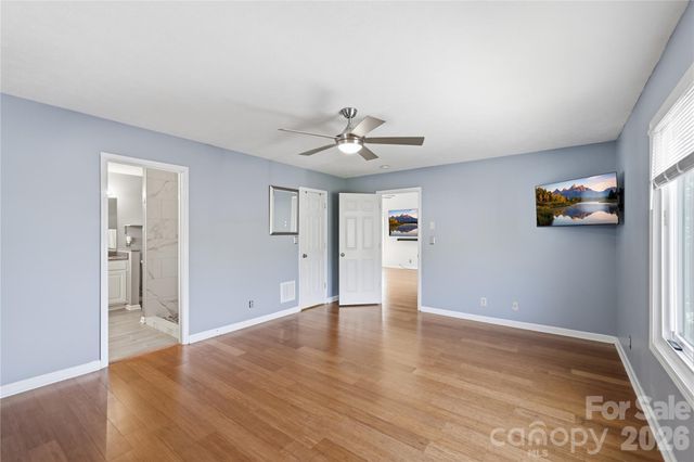 17 Driver Court, Hendersonville, NC 28739