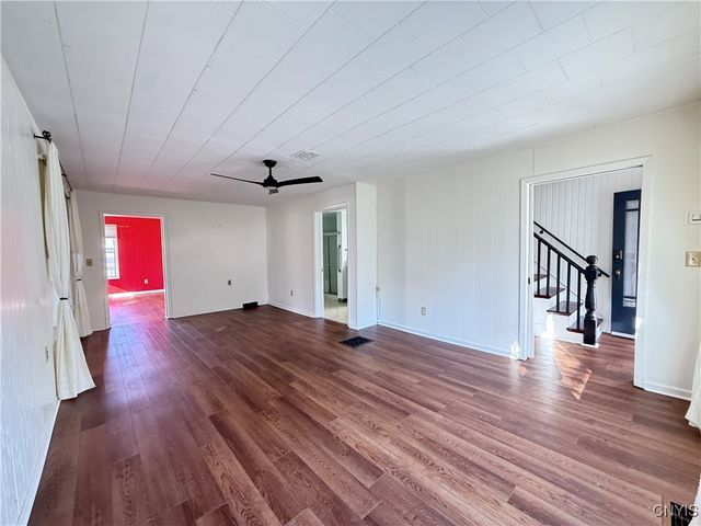 210 East 11th Street, Oswego, NY 13126