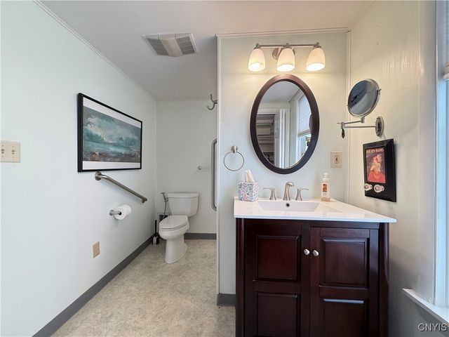 210 East 11th Street, Oswego, NY 13126