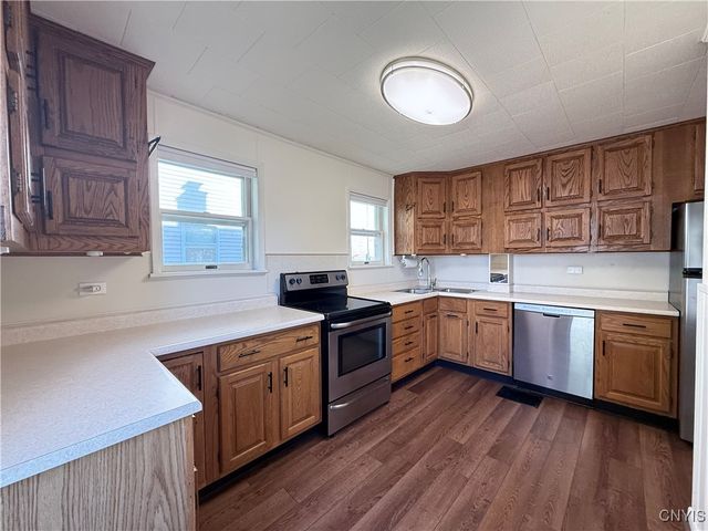 210 East 11th Street, Oswego, NY 13126