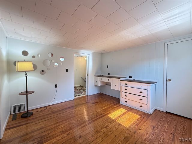 210 East 11th Street, Oswego, NY 13126