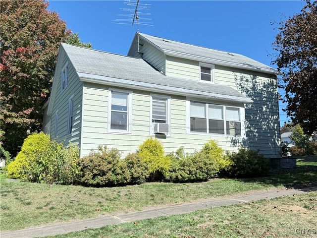 210 East 11th Street, Oswego, NY 13126