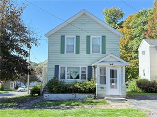 210 East 11th Street, Oswego, NY 13126