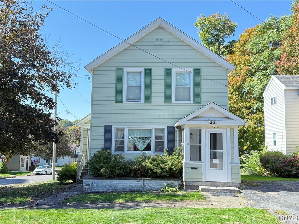 210 East 11th Street, Oswego, NY 13126