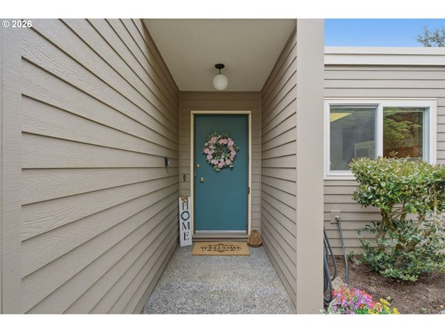 16545 Sw MONTEREY Ln, Portland, OR 97224