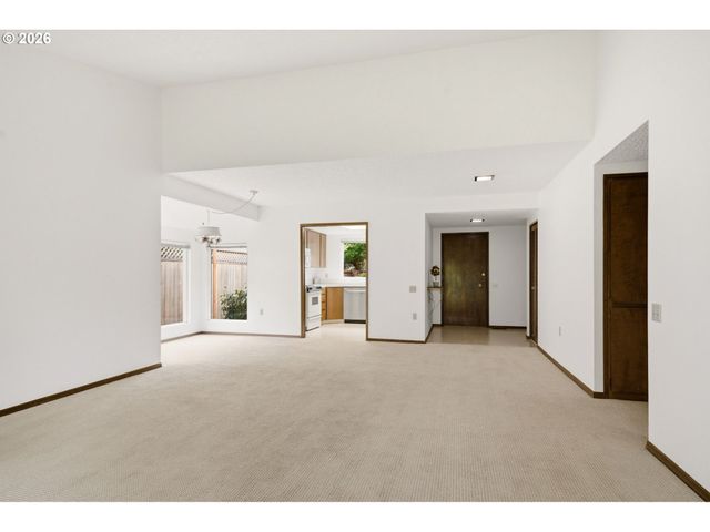 16545 Sw MONTEREY Ln, Portland, OR 97224