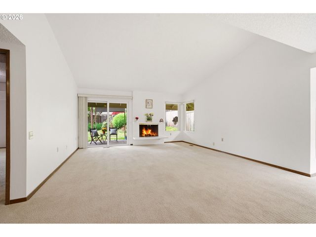 16545 Sw MONTEREY Ln, Portland, OR 97224