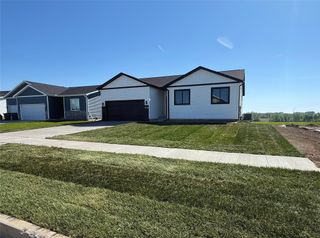 1677 20th Avenue SE, Altoona, IA 50009