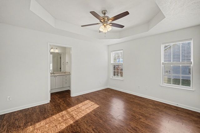 1513 Waxman Dr, La Vergne, TN 37086