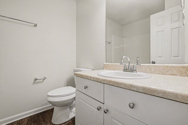 1513 Waxman Dr, La Vergne, TN 37086