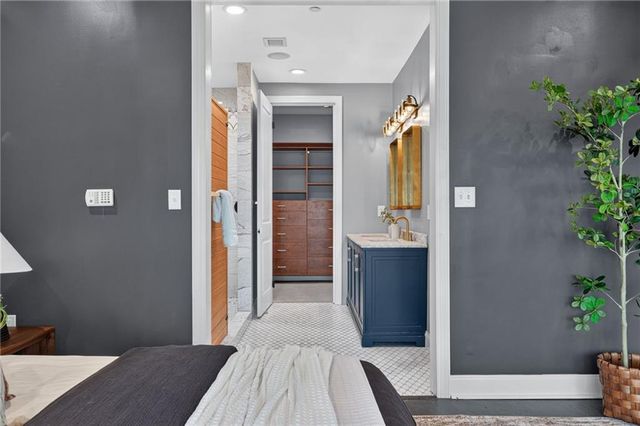 1101 Walnut Street 1505, Kansas City, MO 64106