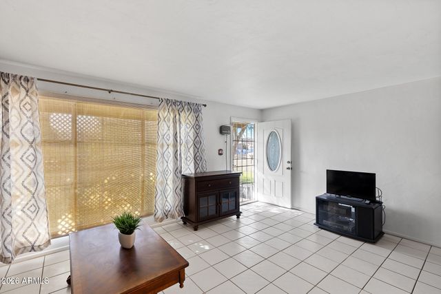 4414 W WELDON Avenue, Phoenix, AZ 85031